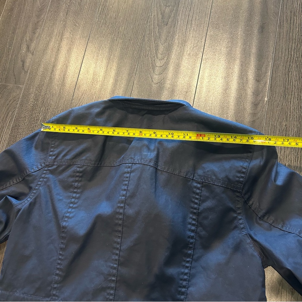 Tommy Hilfiger Navy Blue Utility Jacket with Structured Fit - Picture 7 of 9